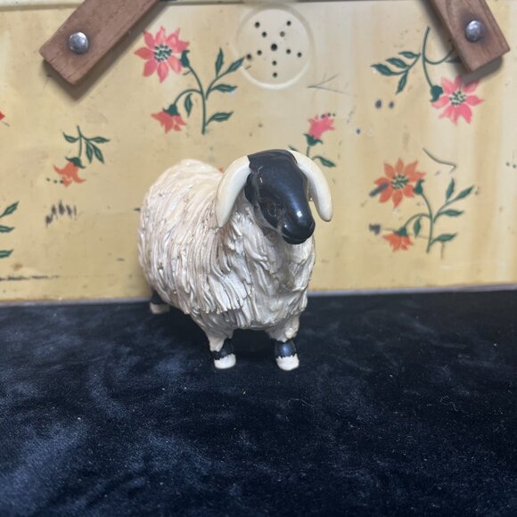 vintage sheep handmade pottery lamb - Picture 5 of 7